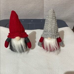 Festive Gnome Decor Set - Red and Gray